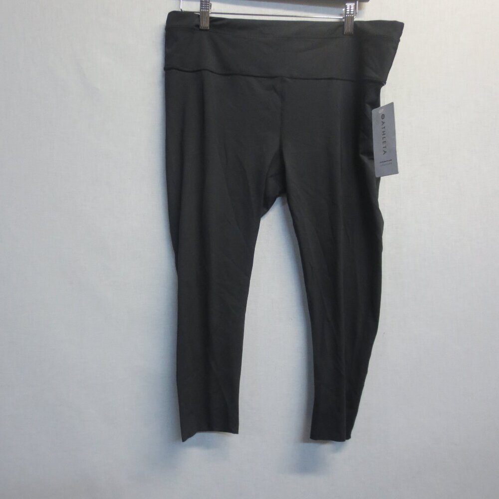 ATHLETA WOMEN'S ACCELERATE CAPRI PANTS - BLACK - XL